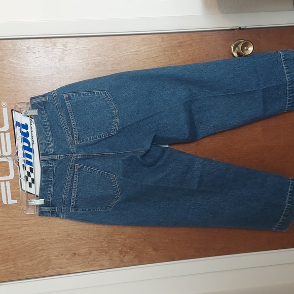 Eddie Bauer High Rise Cropped Jeans - Picture 4 of 4
